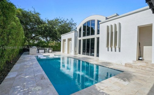 House in Hialeah, Florida, United States 1