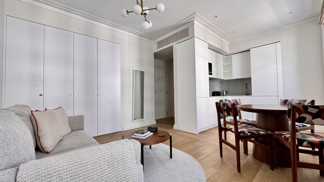 Apartment in Avenidas Novas, Lisbon, Portugal 2 - 18595278