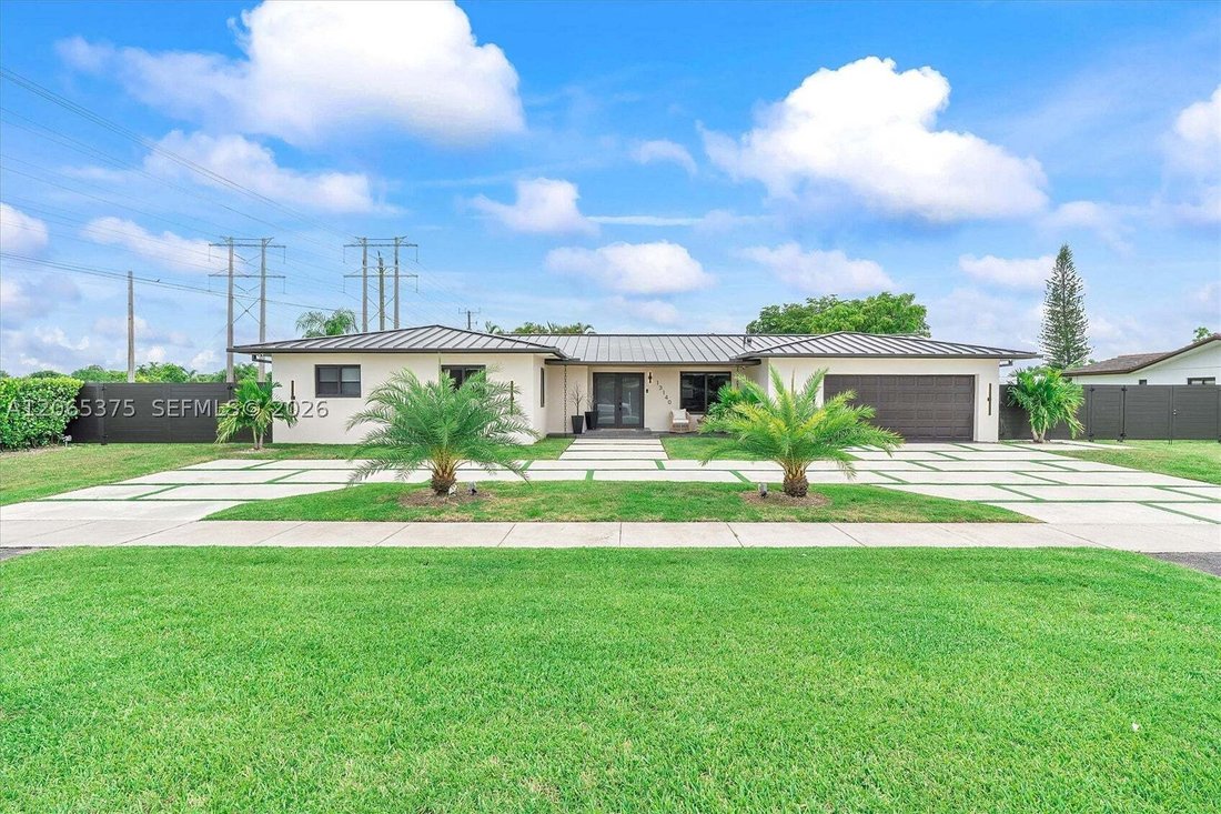 House in Miami, Florida, United States 3 - 18594201