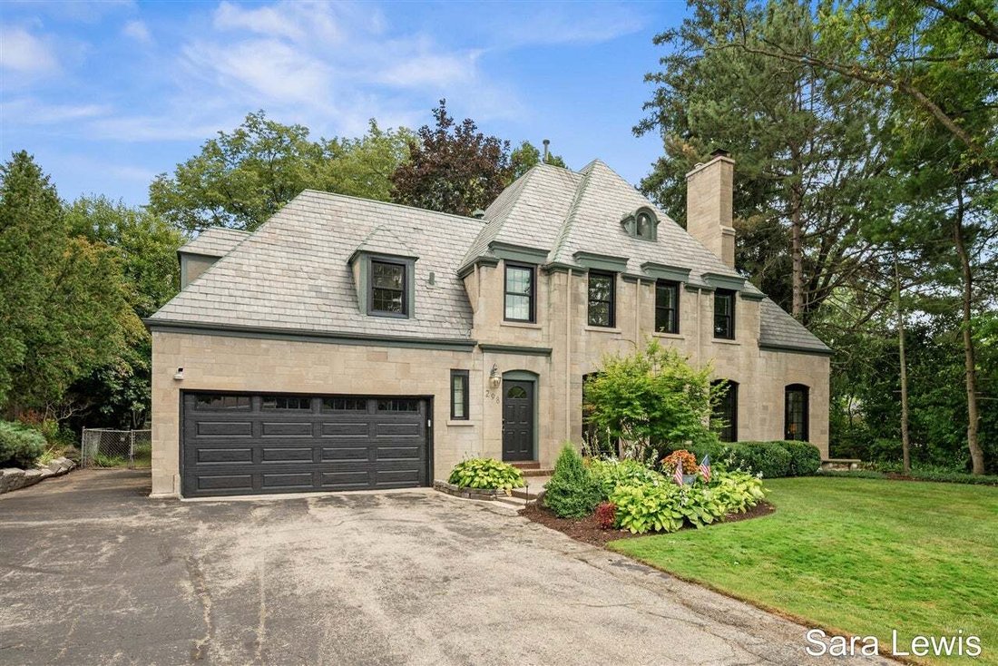 House in East Grand Rapids, Michigan, United States 2 - 18594551