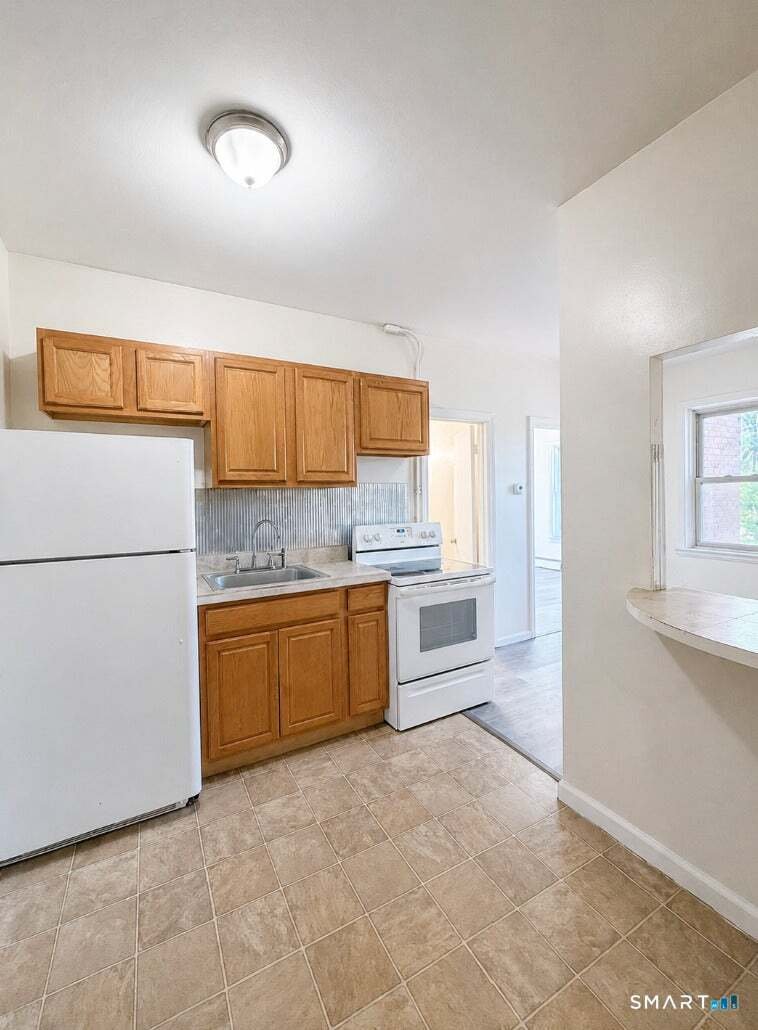 New Britain, Connecticut, United States 5 - 18594257