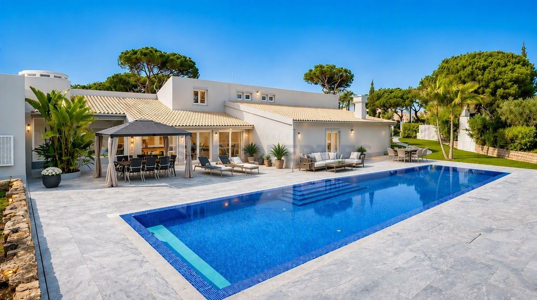House in Quarteira, Algarve, Portugal 2 - 18436423