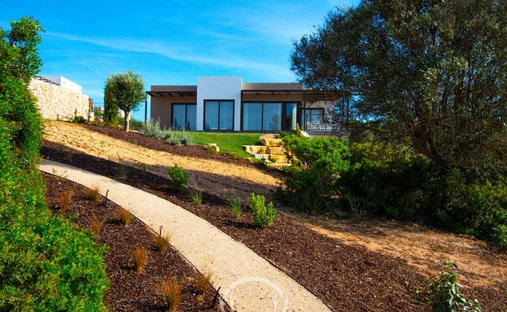 Villa in Lagoa e Carvoeiro, Algarve, Portugal 1