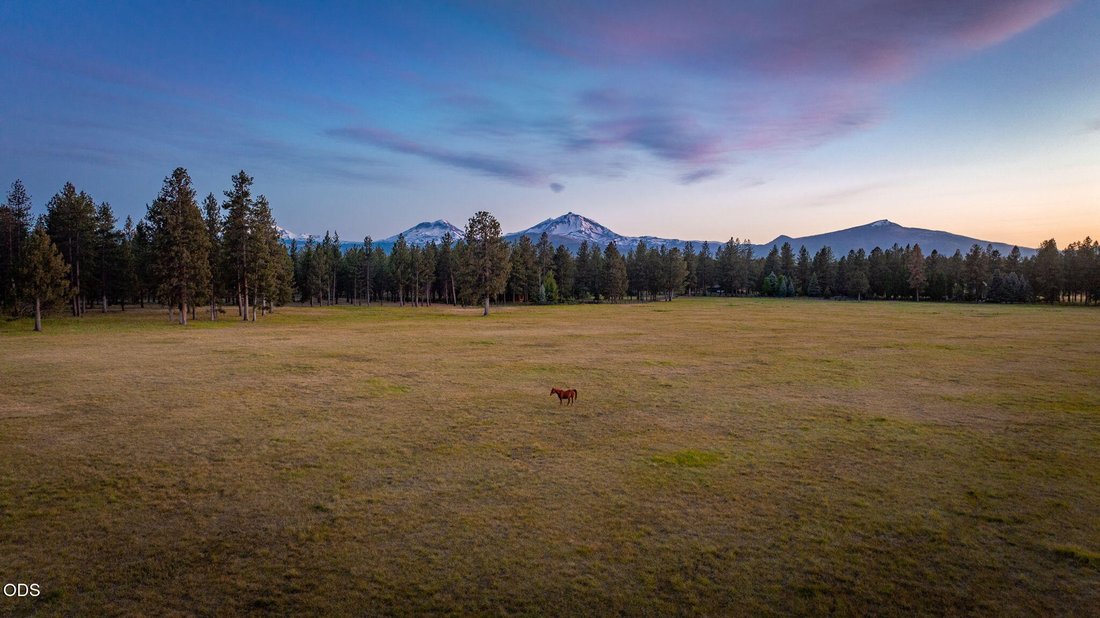 House in Sisters, Oregon, United States 5 - 18594011