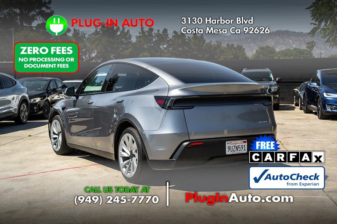 Suv in Costa Mesa, CA, United States 2 - 18595165