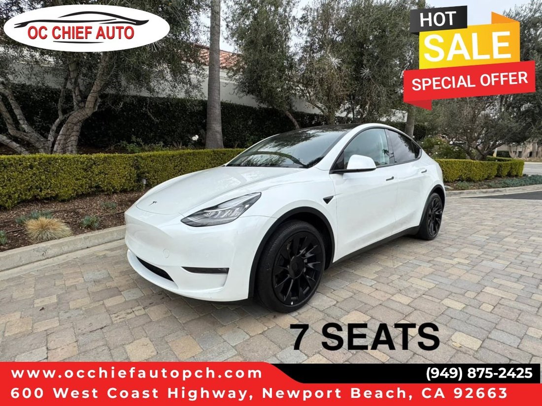 Suv in Newport Beach, CA, United States 1 - 18565845