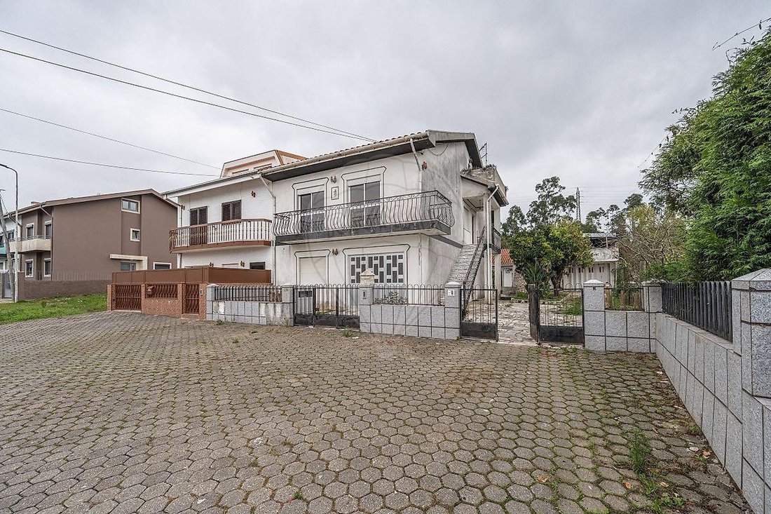 Villa in Serzedo e Perosinho, Porto District, Portugal 1 - 18595049
