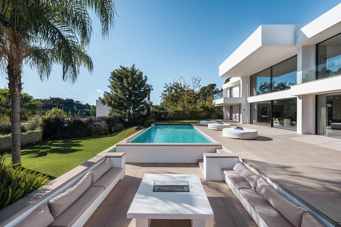 Villa in Benahavis, Andalusia, Spain 5 - 18595087