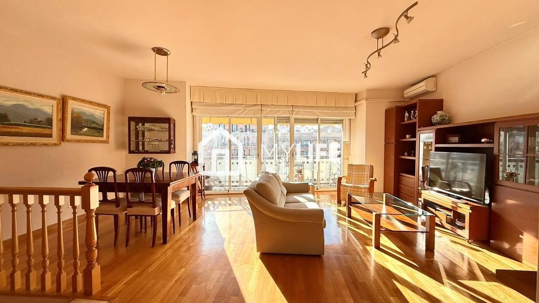 Penthouse in Eixample, Barcelona, Spain 3 - 18595241