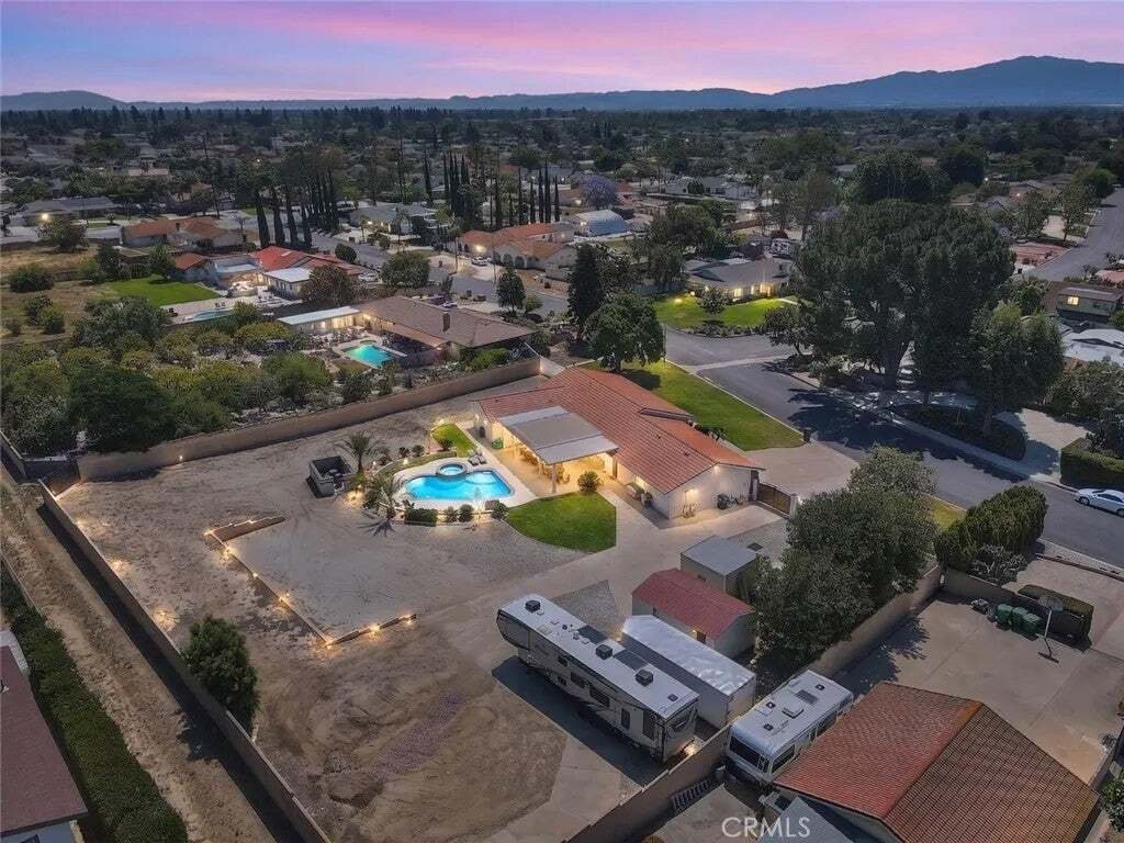 House in Chino, California, United States 2 - 18595007