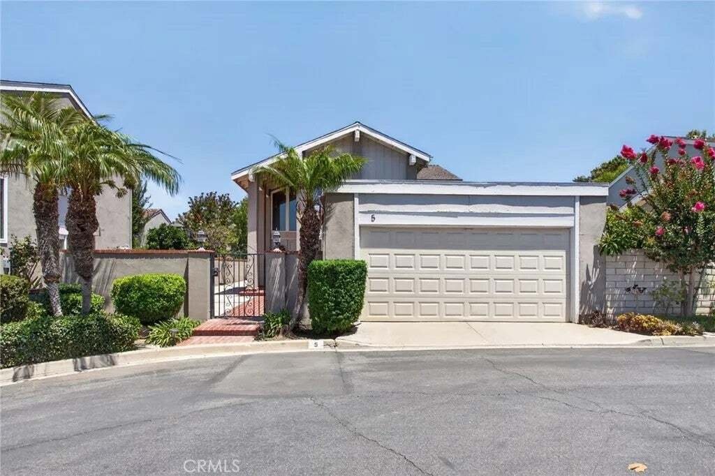 House in Irvine, California, United States 1 - 18595037