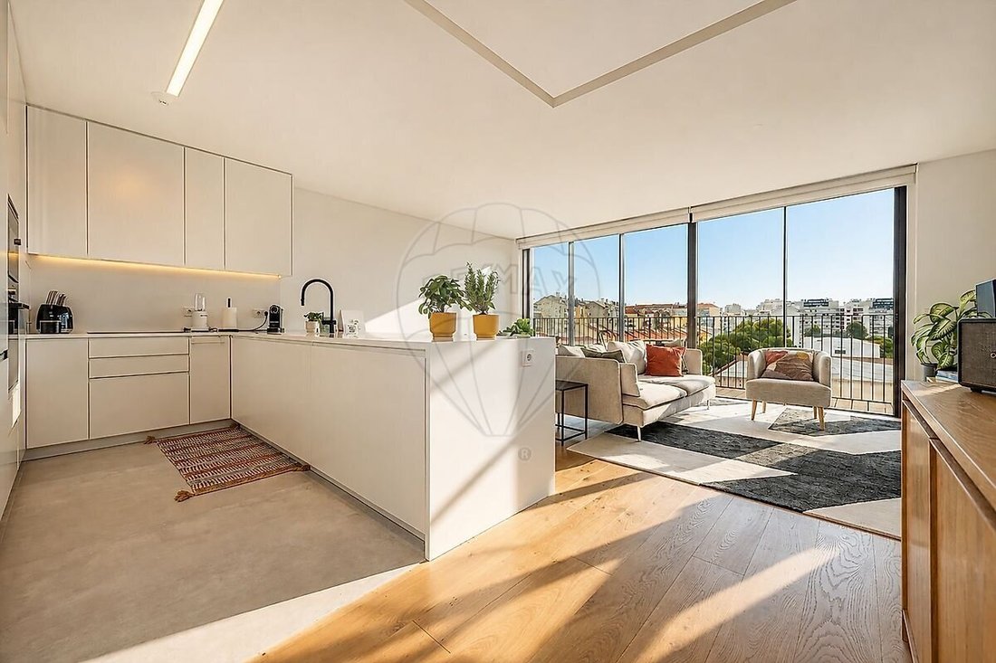 Apartment in Benfica, Lisbon, Portugal 2 - 18595226