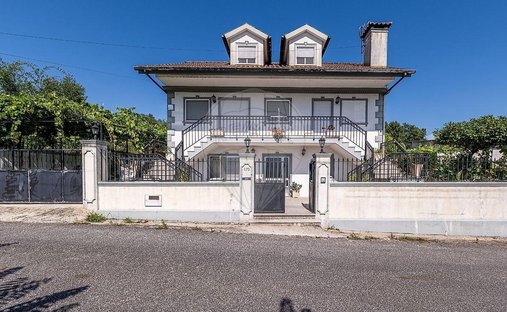 Villa a Ferreiros, Prozelo e Besteiros, Braga, Portogallo 1