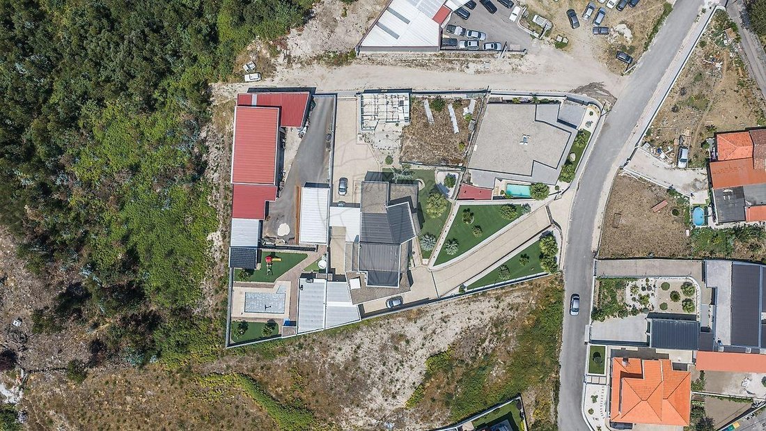 Villa in Louredo, Porto District, Portugal 5 - 18506641