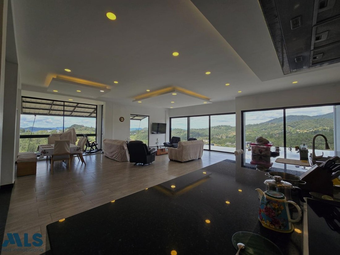 House in Envigado, Antioquia, Colombia 3 - 18595011