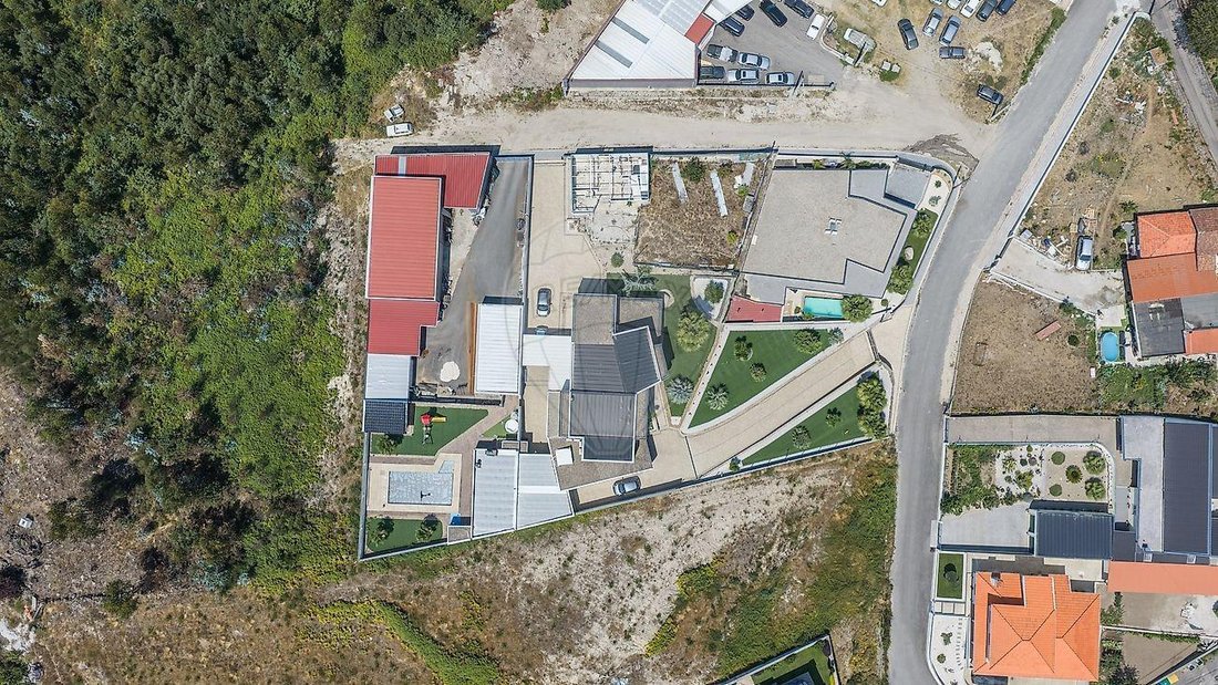 Villa in Louredo, Porto District, Portugal 4 - 18506641