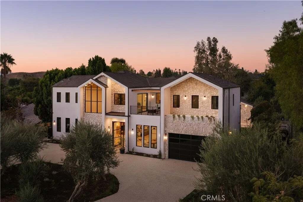 House in Los Angeles, California, United States 3 - 18591995