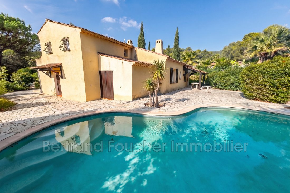Villa in Nord, Cavalaire-sur-Mer, France 2 - 16400446