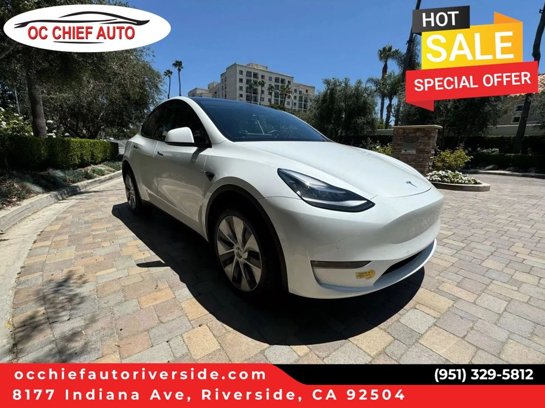 Suv in Riverside, CA, United States 1 - 18595160