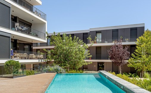 Apartment in Carnaxide e Queijas, Lisbon, Portugal 1