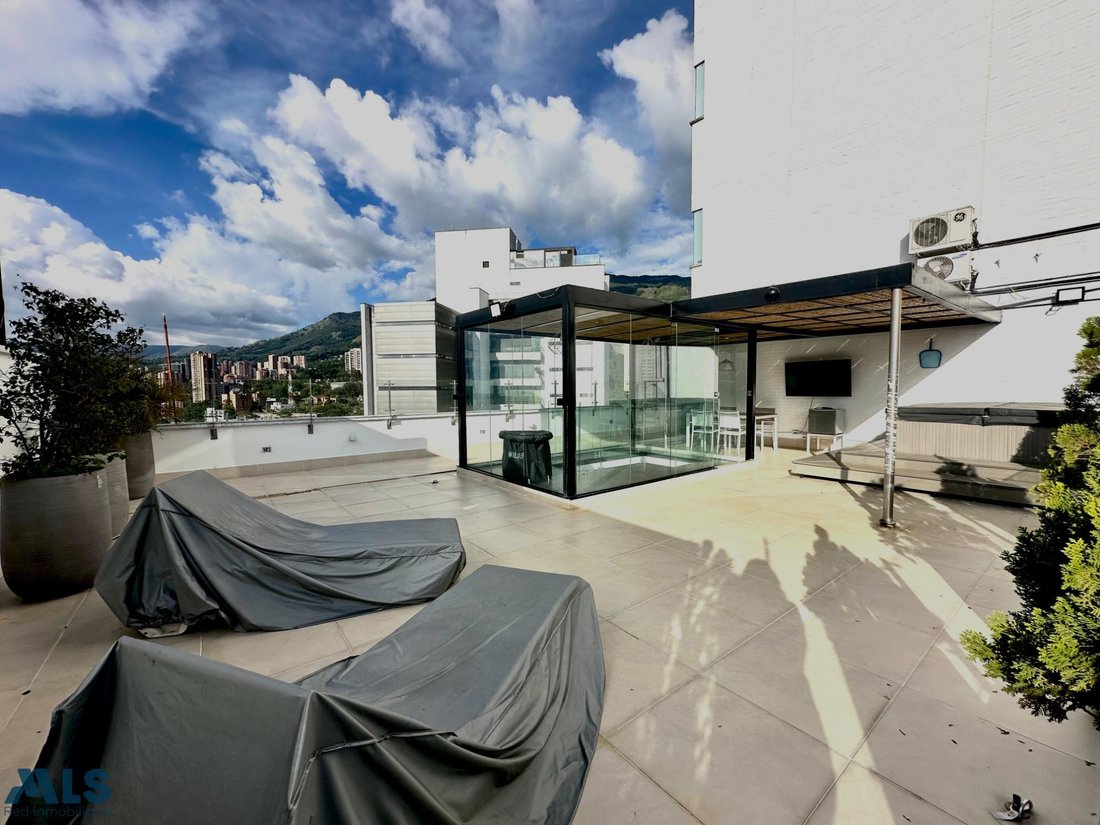 Apartment in Medellín, Antioquia, Colombia 3 - 18594992