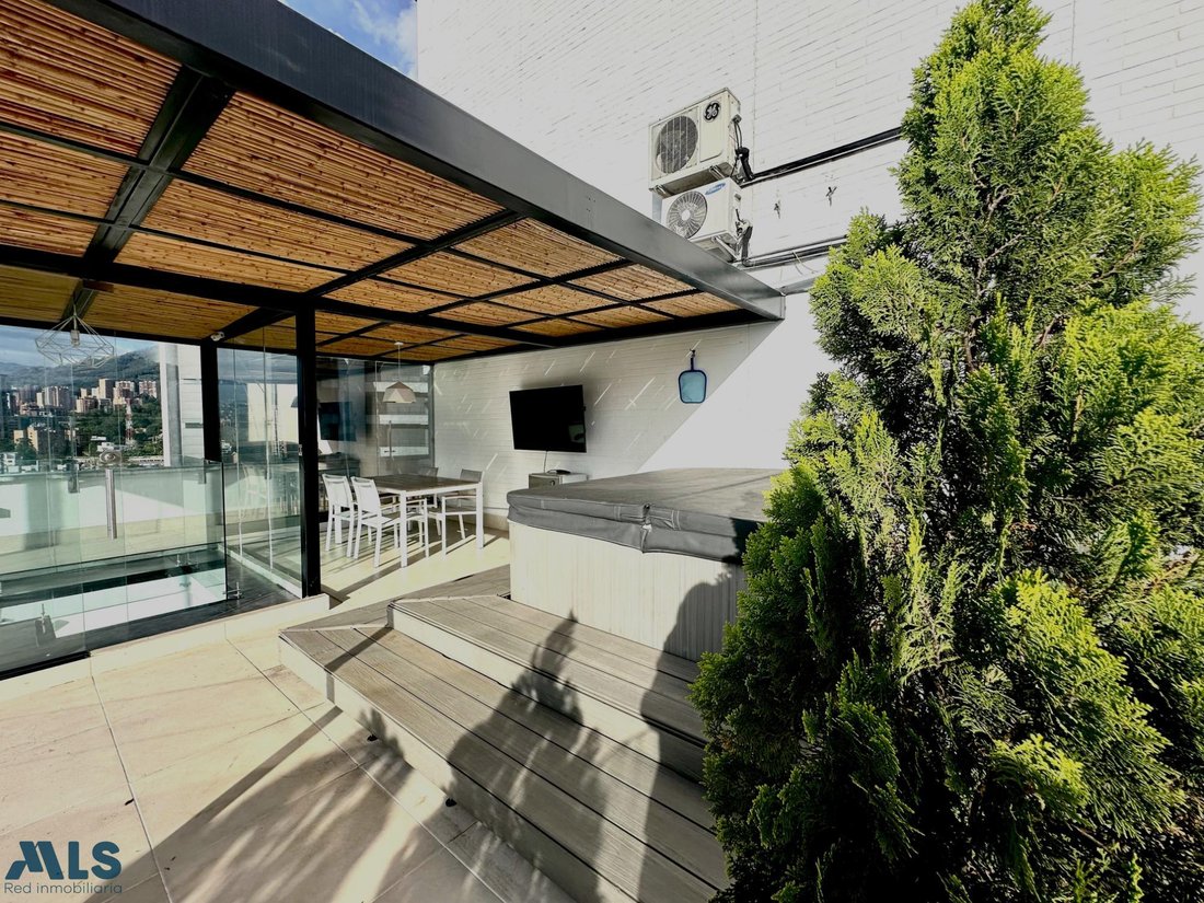 Apartment in Medellín, Antioquia, Colombia 4 - 18594992