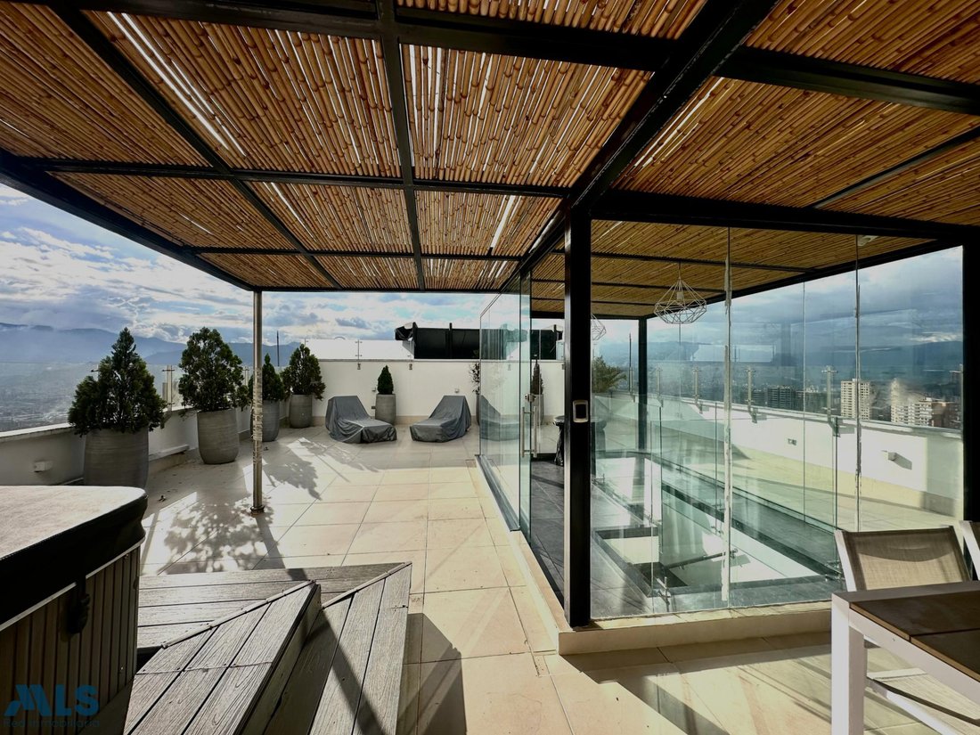 Apartment in Medellín, Antioquia, Colombia 2 - 18594992