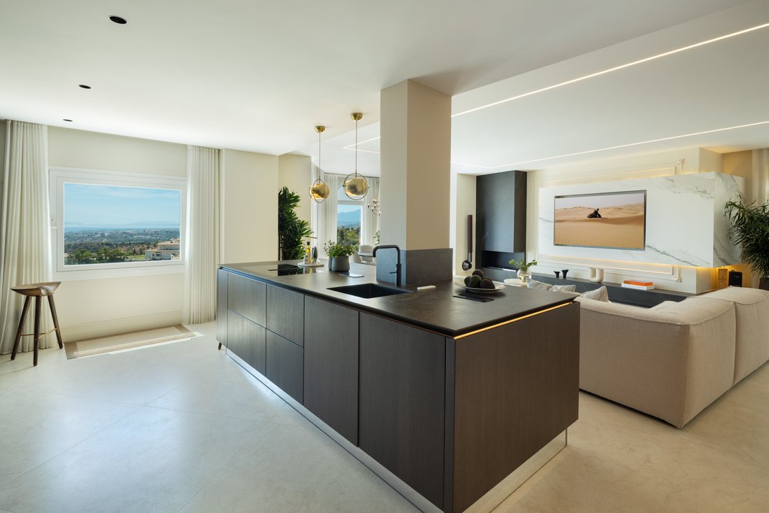 Penthouse in Golden Mile, Andalusia, Spain 3 - 18595889