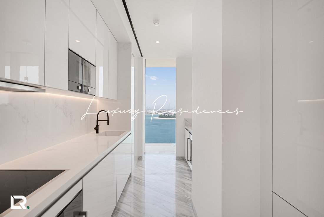 Apartment in Palm Jumeirah, Dubai, United Arab Emirates 2 - 18595895