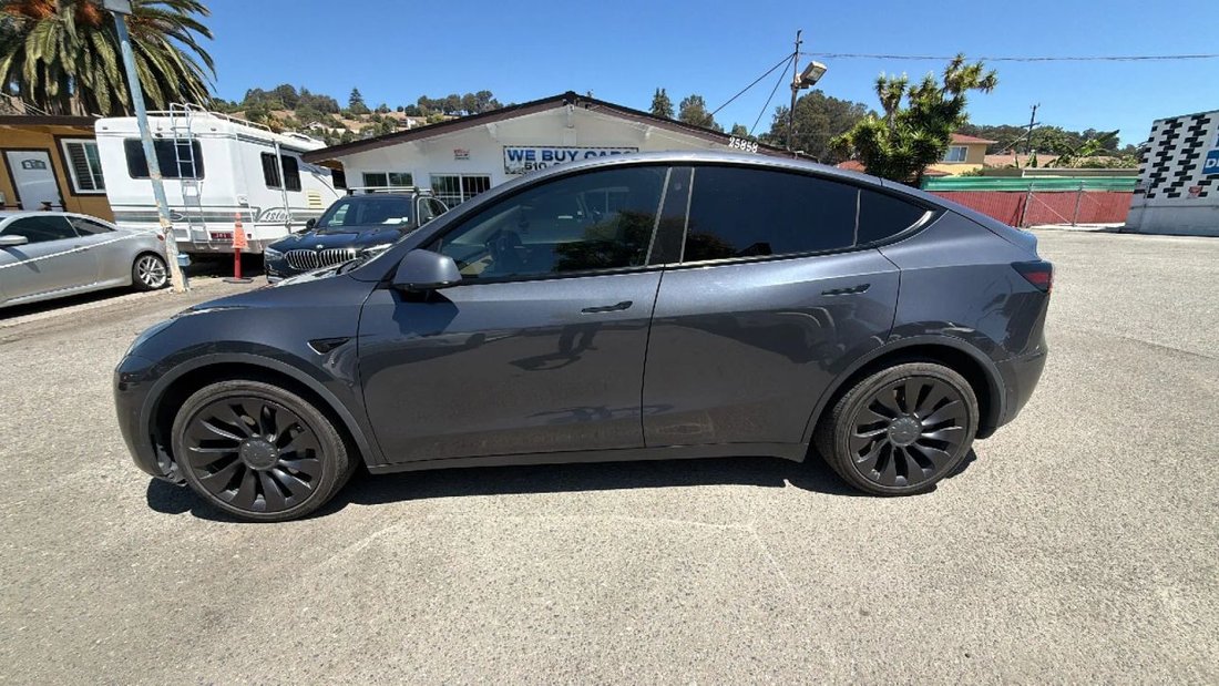 Suv in Hayward, CA, United States 3 - 18595620