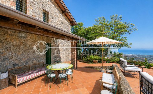 Villa a Tonfano, Pietrasanta, Italia 1