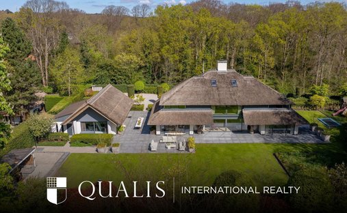 Villa in Bloemendaal, North Holland, Netherlands 1