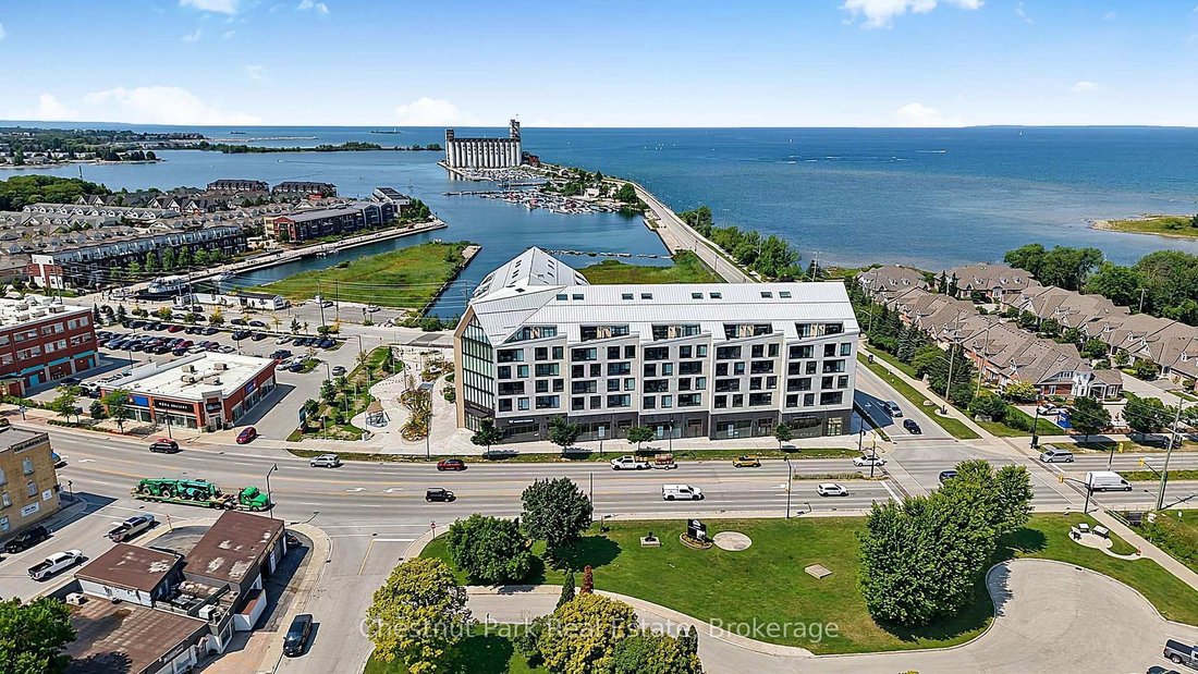 Apartment in Collingwood, Ontario, Canada 2 - 18595349