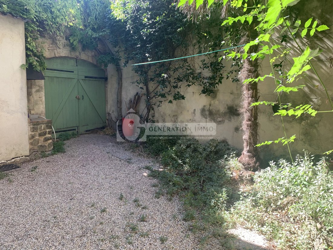 Townhouse in Arles, Provence-Alpes-Côte d'Azur, France 3 - 18595328