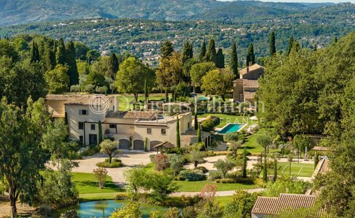 Villa in Grasse, Provence-Alpes-Côte d'Azur, France 1