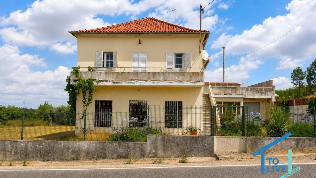 Villa in Sao Pedro de Tomar, Santarem District, Portugal 1 - 18595267