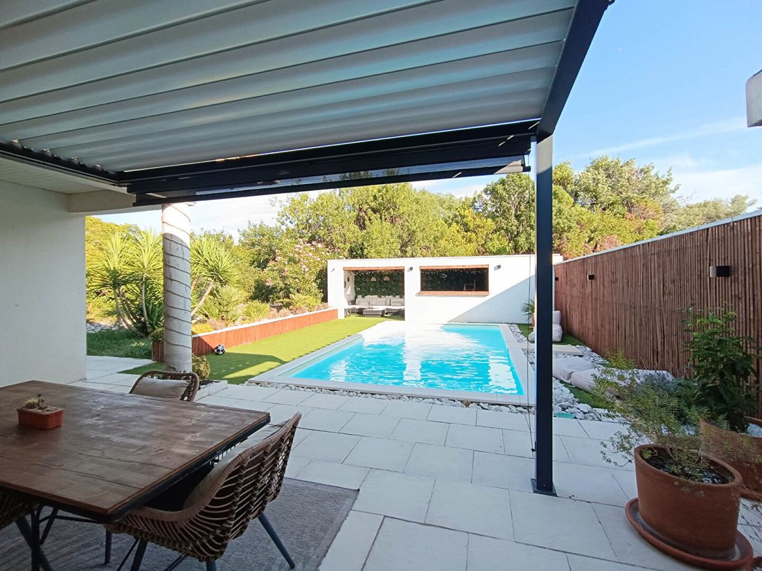 Villa in Saint-Chamas, Provence-Alpes-Côte d'Azur, France 2 - 18595752