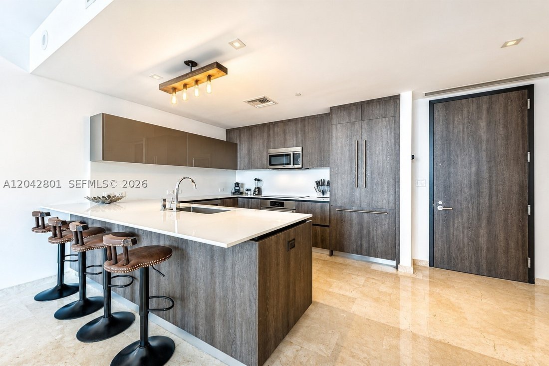 Condo in Miami, Florida, United States 5 - 18268900