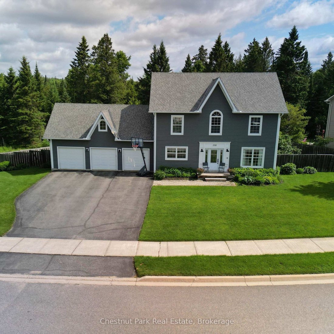 Haus in Bracebridge, Ontario, Kanada 2 - 18239581