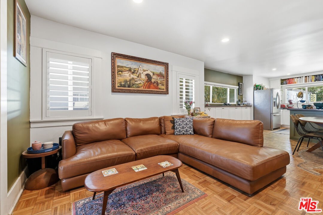House in Signal Hill, California, United States 2 - 18595434