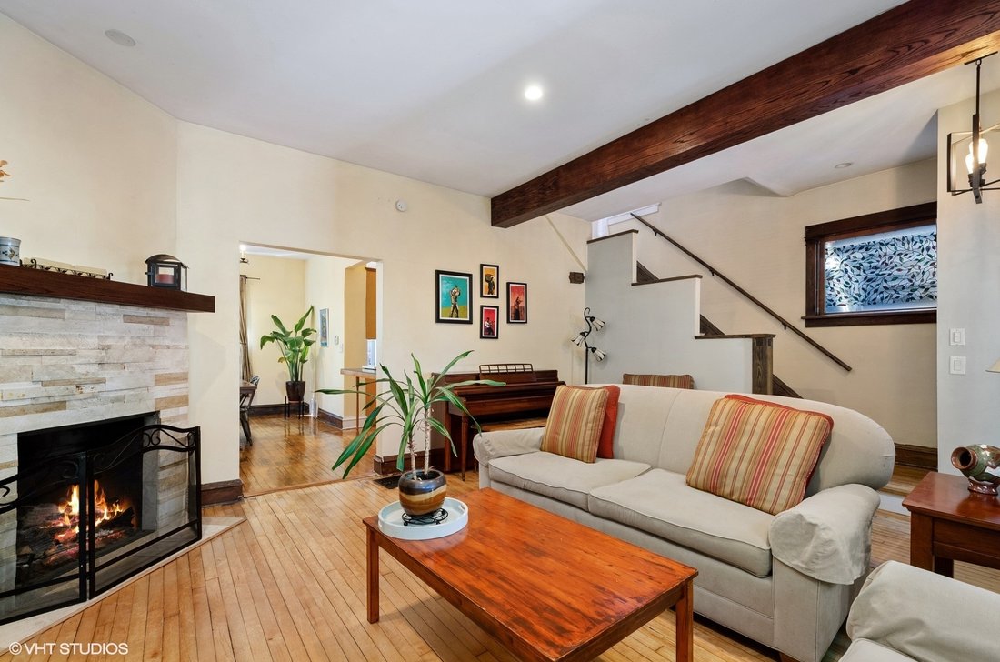 House in Chicago, Illinois, United States 3 - 18595390