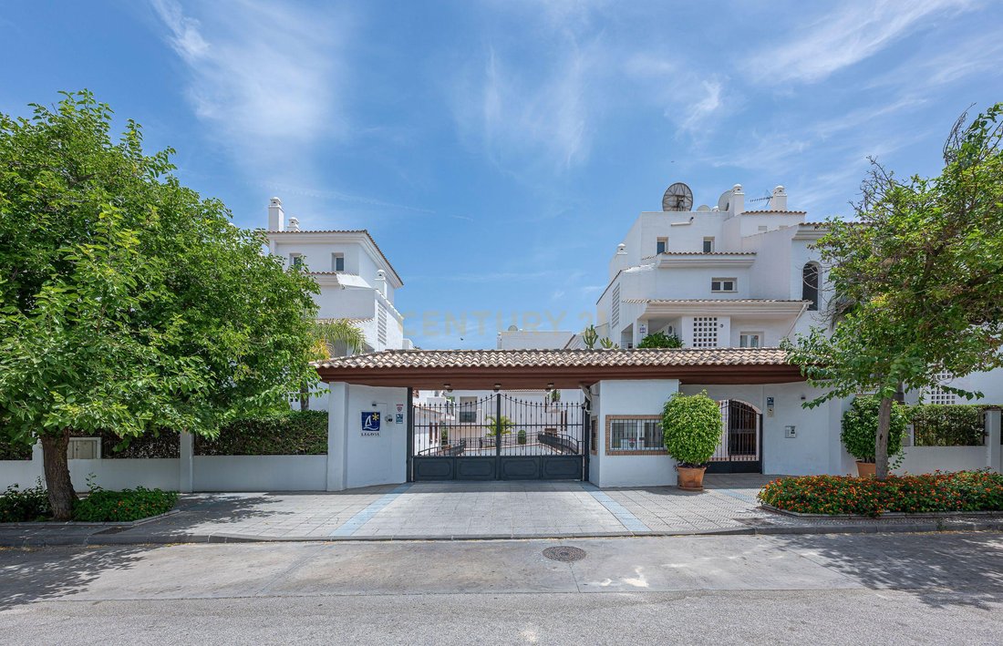 Apartment in San Pedro de Alcantara, Andalusia, Spain 5 - 18595300