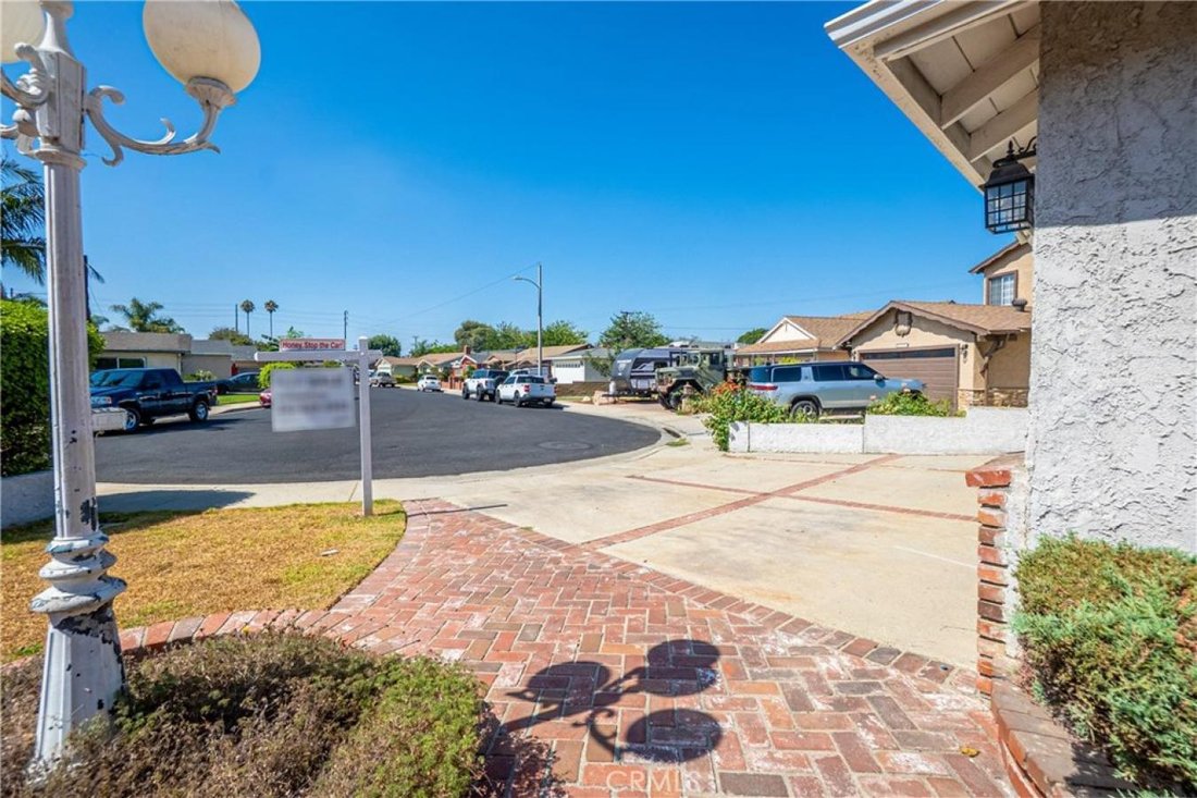 House in Carson, California, United States 4 - 18595283