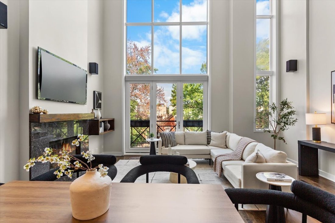Condo in Chicago, Illinois, United States 5 - 18595348