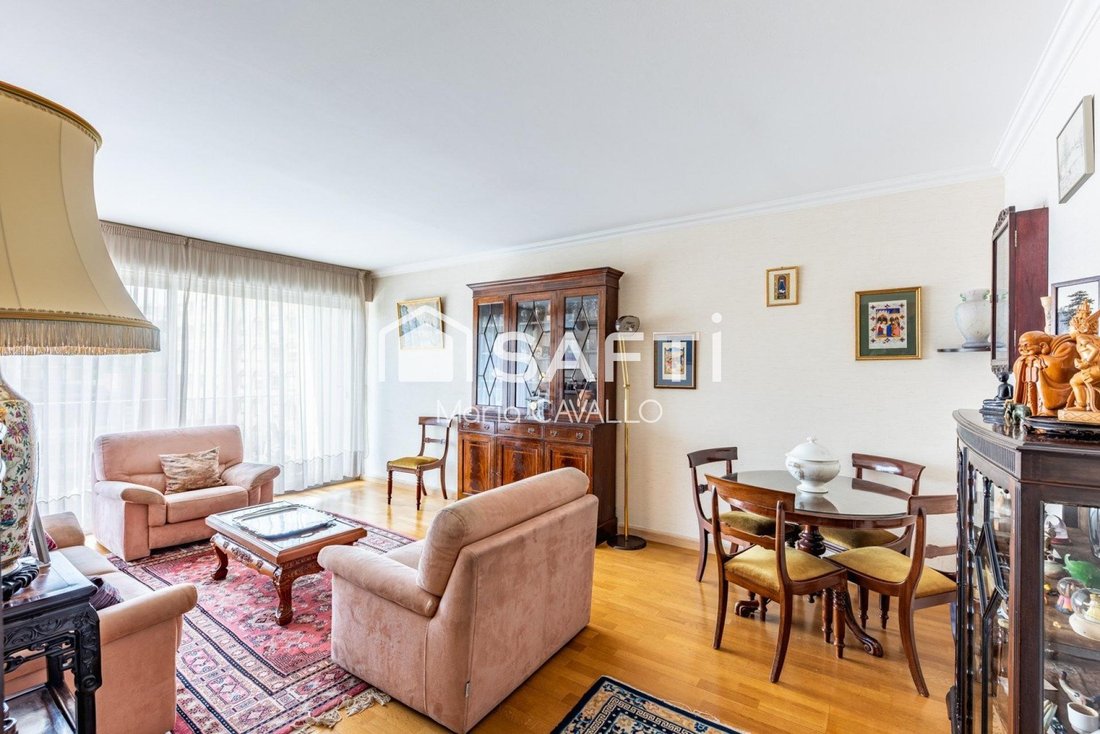 Apartment in Nationale-Deux Moulins, Paris 13e Arrondissement, Paris 3 - 18595914