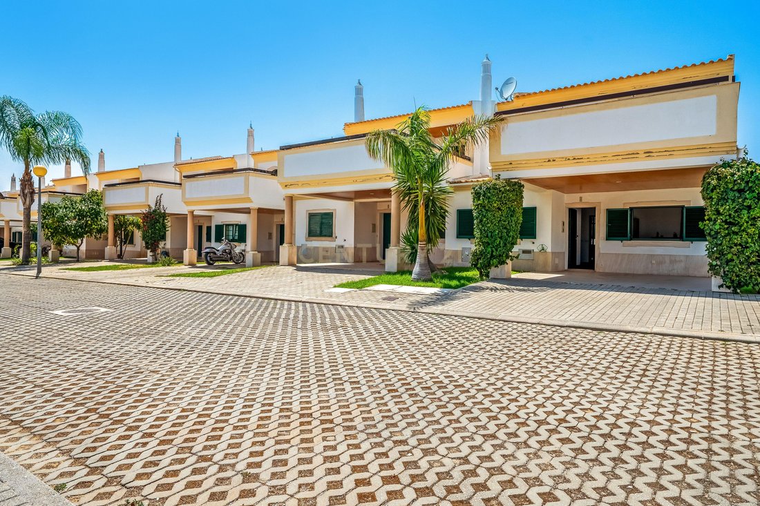 Villa in Ferreiras, Algarve, Portugal 1 - 18595305