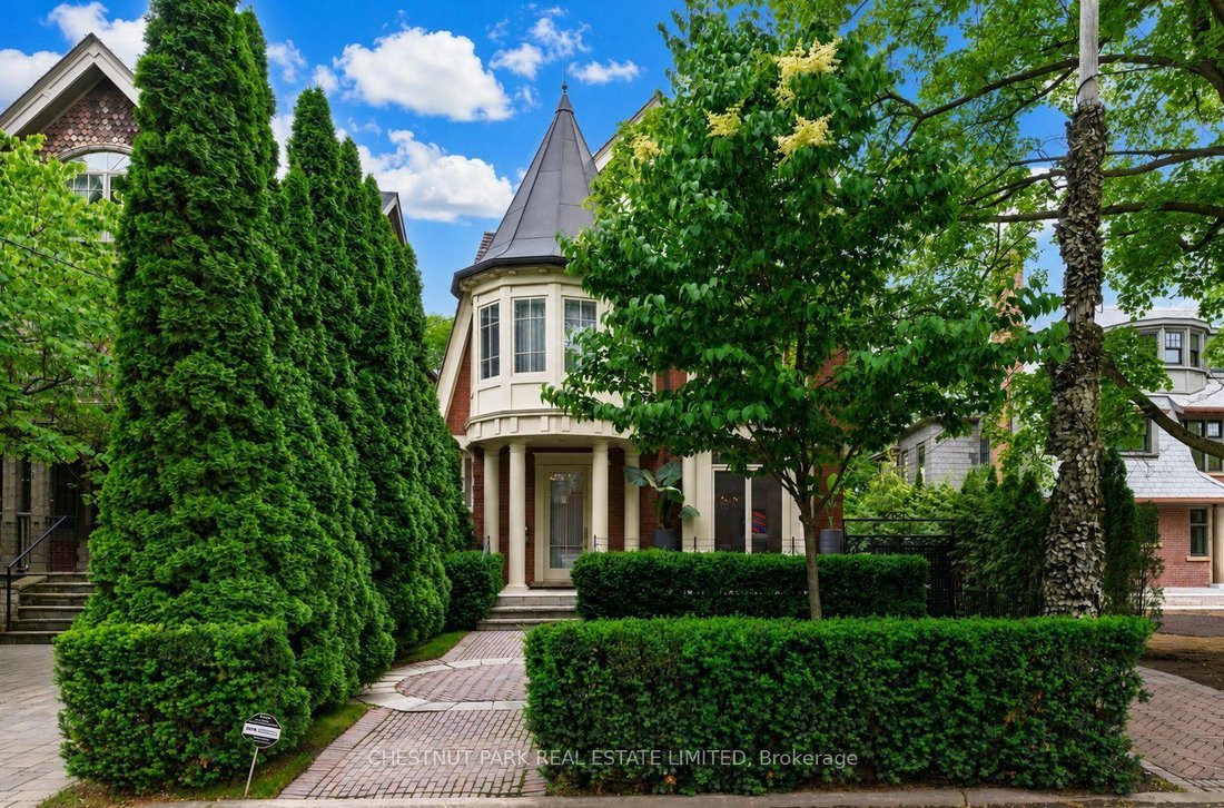 House in Toronto, Ontario, Canada 1 - 18595424