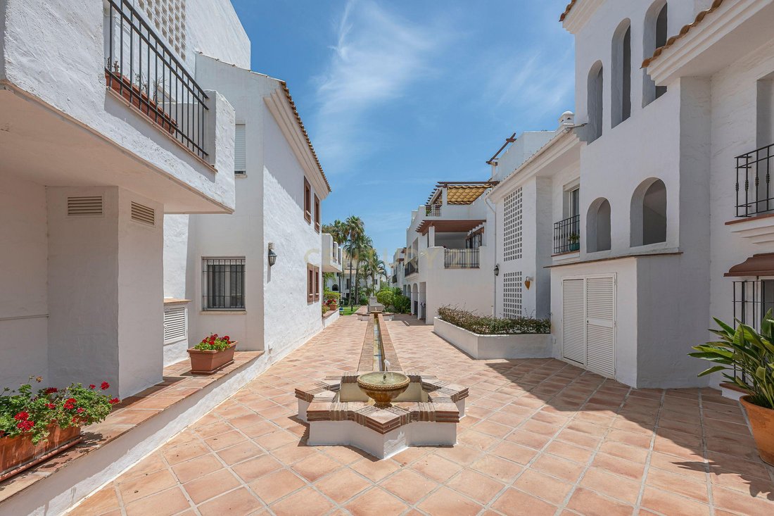 Apartment in San Pedro de Alcantara, Andalusia, Spain 4 - 18595300