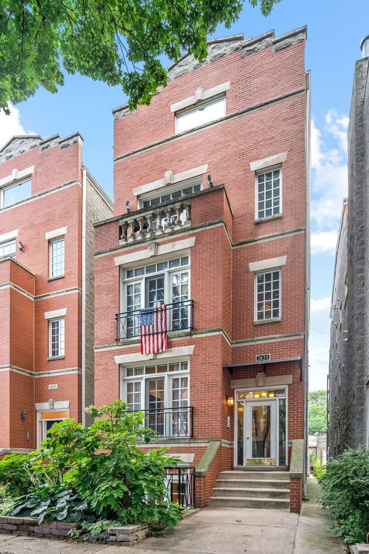 Condo in Chicago, Illinois, United States 1 - 18595372