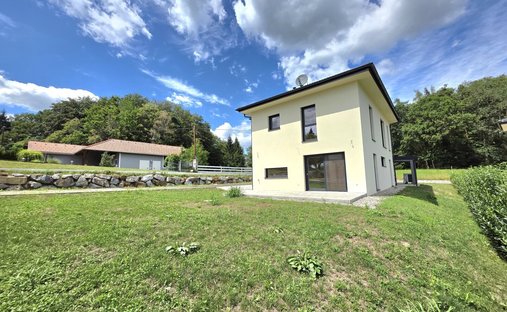 House in Pirching am Traubenberg, Styria, Austria 1